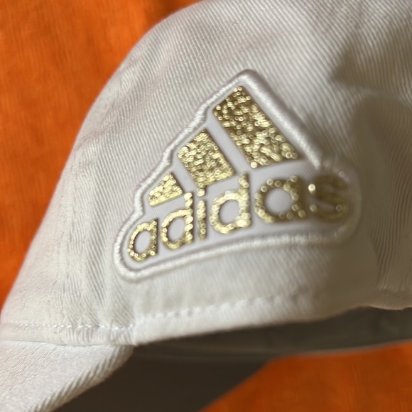 Rare adidas Gold Trefoil Logo Cap - Picture 7 of 8